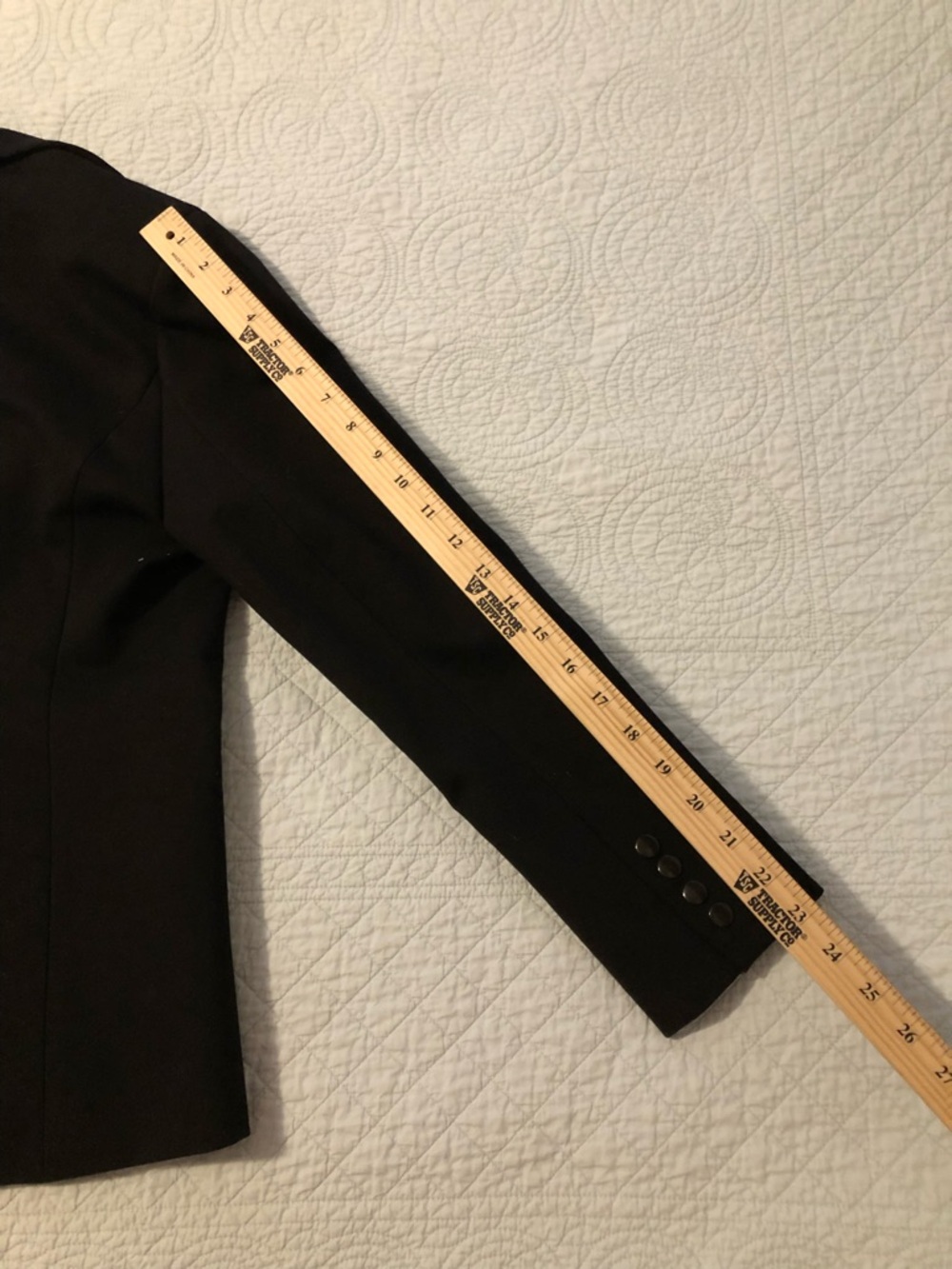 Central Park West blazer. Size large. - Picture 13 of 13